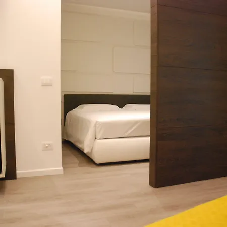 Solho Hotel 4*