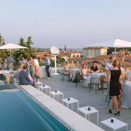 Solho Hotell
